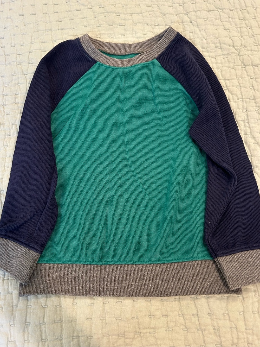 Old Navy Boys Sweater. Size 3T.